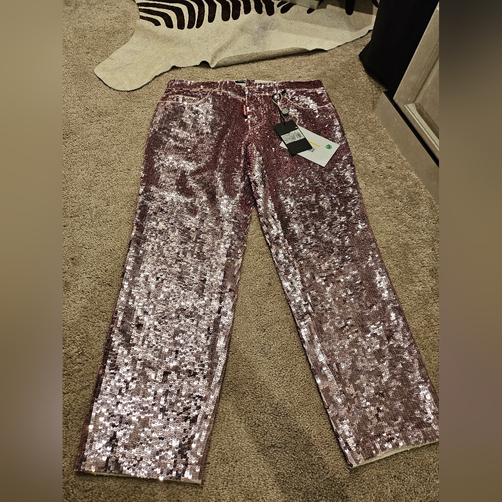 Sequin pink jeans kid 16 years size . Fit women size 6 or 8 . New